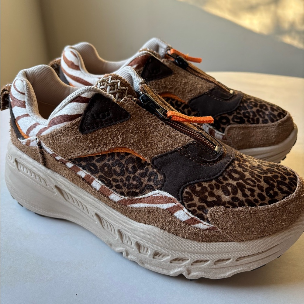 UGG Women's Wild Thang Shoes Platform Sneaker Jungle Print Size 8